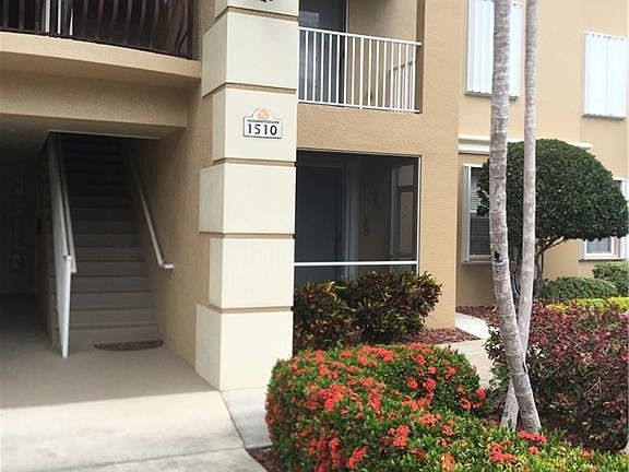 5th image of 1510 SW 50th St APT 102