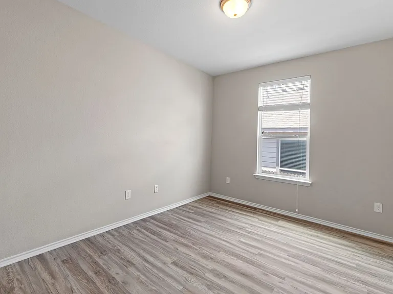 7805 Peccary Dr — Photo 18