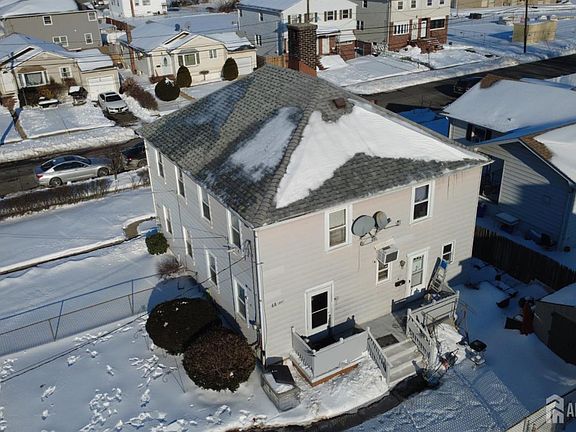 3rd image of 48 Locust St