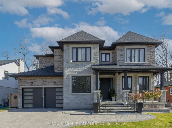 106 Maytree Ave, Whitchurch Stouffville, ON L4A 1G2