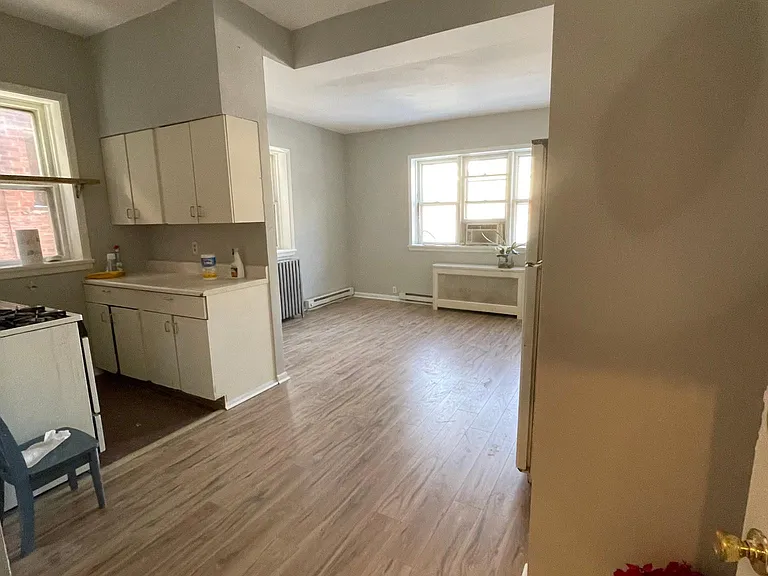 4610 Baltimore Ave #1F — Photo 2