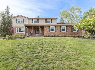 2444 Lassiter Dr, Rochester Hills, MI 48309