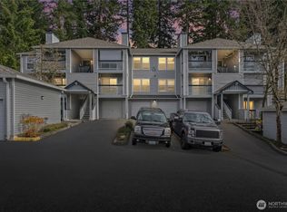 33020 10th Ave SW UNIT V201, Federal Way, WA