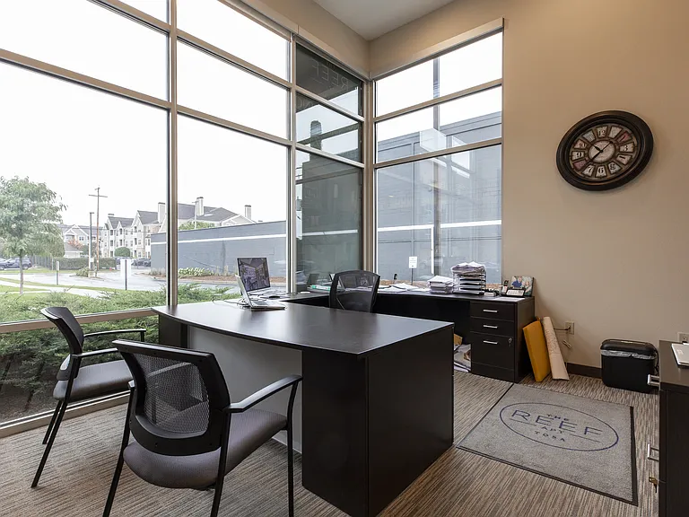 The Reef Apartments — Photo 10
