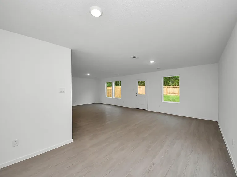 13499 Bay Springs Dr — Photo 20