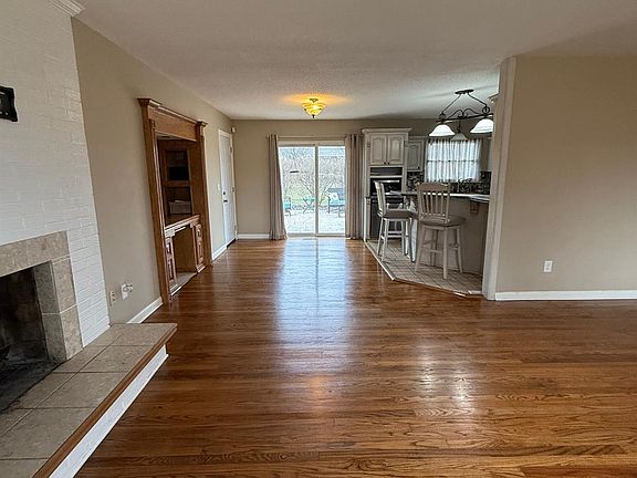 5th image of 3115 Pearl Dr