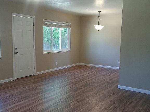 3rd image of 4101 Moriah Way