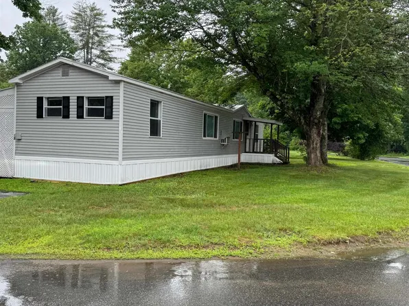 27 Oakwood Circle, Charlestown, NH 03603