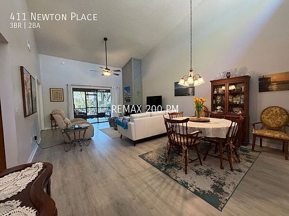 4th image of 411 Newton Pl