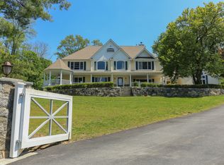 1383 Baldwin Rd, Yorktown Heights, NY 10598