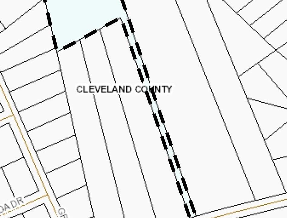 2nd image of 213 Mullinax Dr