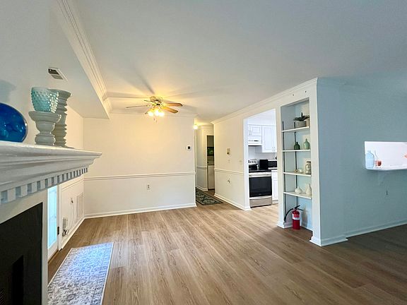 4th image of 1111 Castle Harbor Pl #1A