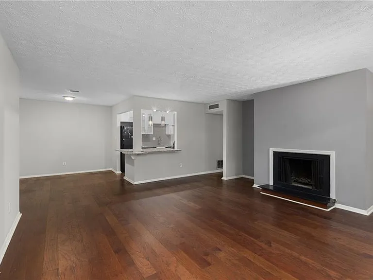 603 Summit North Dr NE #603 — Photo 6