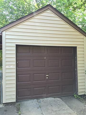 2nd image of 1425 Byrd Dr