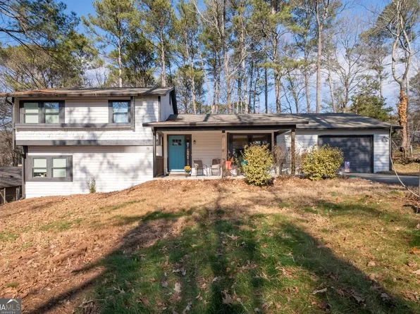 778 Brownlee Ln, Lawrenceville, GA 30044