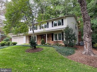 9226 Rockefeller Ln, Springfield, VA 22153