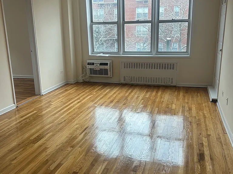 3310 Nostrand Ave #411 — Photo 8
