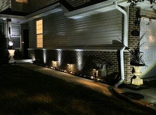 524 N Maggie Ln, Romeoville, IL 60446