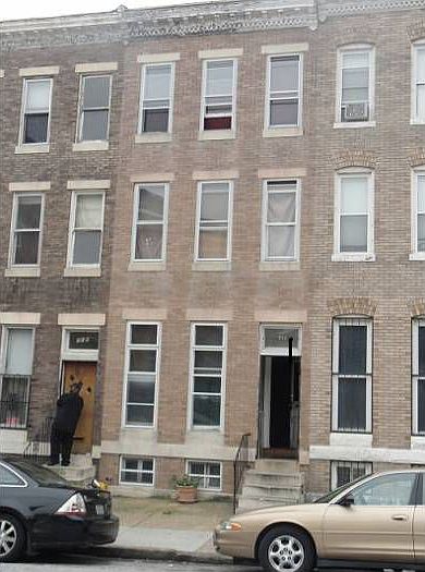 2nd image of 717 E 22nd St