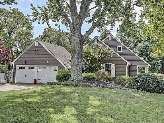 4th image of 565 Winding River Ct
