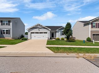 5248 Decker St, Barberton, OH 44203
