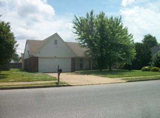 6572 Magnolia Dr, Olive Branch, MS 38654
