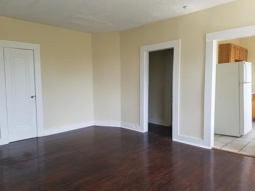 56 Norton St Photo 1