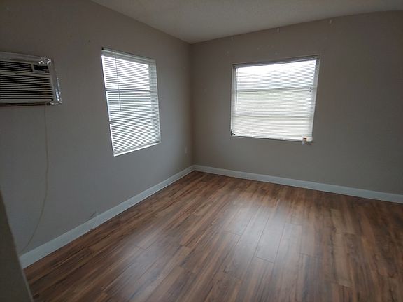 5th image of 1460 Pierce St APT 3