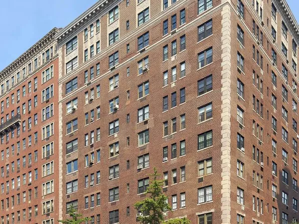 1165 Park Avenue image 26 of 28