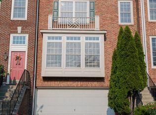 42724 Rolling Rock Sq, Chantilly, VA 20152