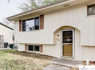 7005 S 78th St, La Vista, NE 68128
