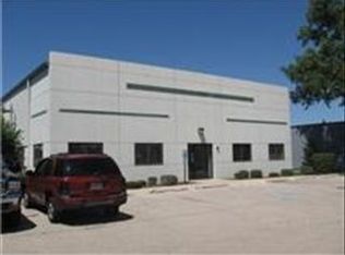 410 E North Ave, Streamwood, IL 60107