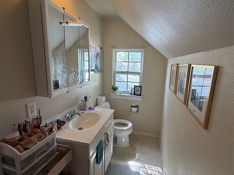 5212 Duval St #B — Photo 13