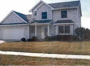 1070 Center St, Lake Mills, WI