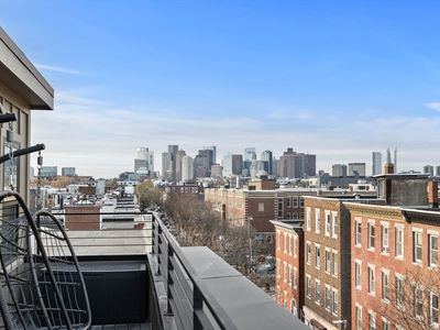 161 Cottage St #9, Boston, MA, 02128