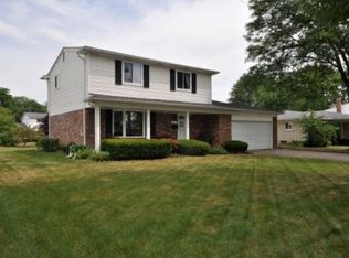 1177 Mayberry Dr, Troy, MI 48085