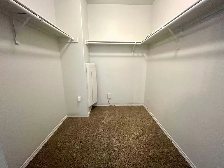 6011 Travis Smt — Photo 20