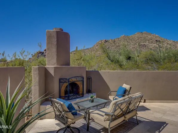 2033 SMOKETREE Drive, Carefree, AZ 85377