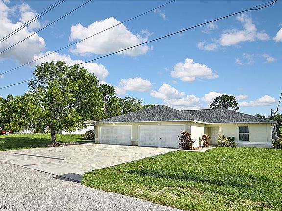 3rd image of 4604-4606 Douglas Ln