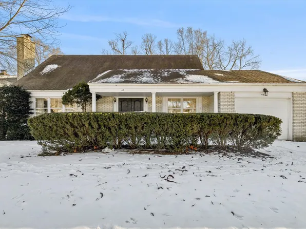 47 Sunset Dr, Cary, IL 60013