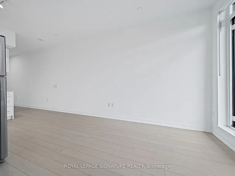 4010 Eglinton Ave W #711 — Photo 11