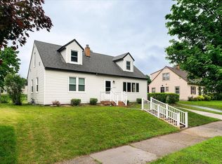 2927 Leonard St, La Crosse, WI 54601