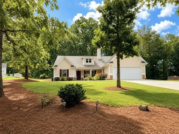338 R C Thompson Rd, Dallas, GA 30157
