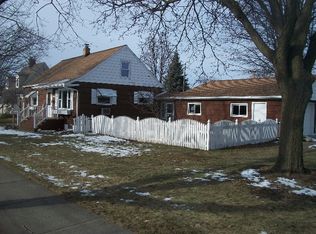 1809 Prairie St, Essexville, MI
