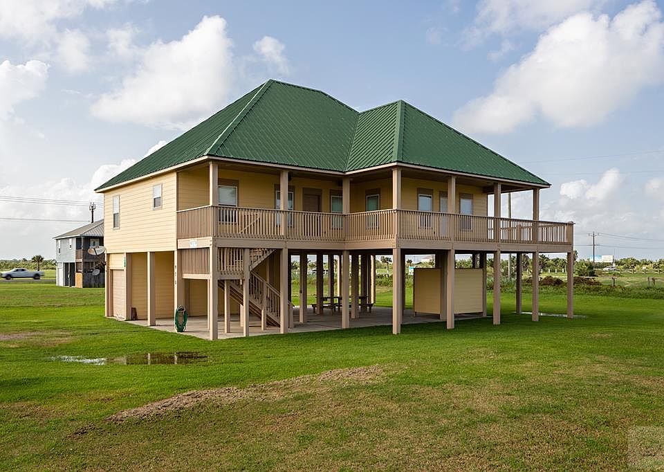 1st image of 970 Bolivar Dunes Blvd #13