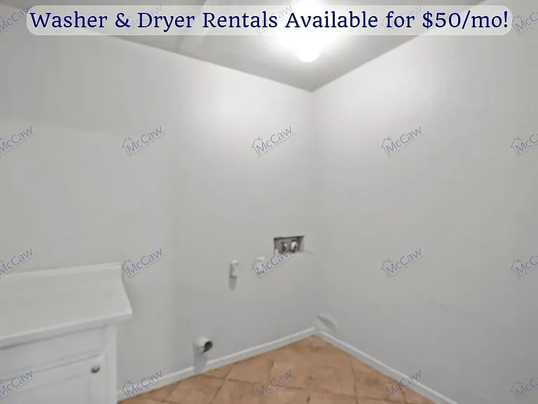 3204 Caribbean Dr — Photo 18
