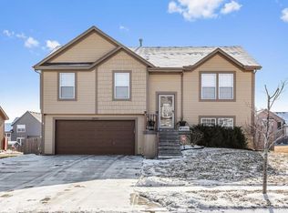 20585 W 125th Ter, Olathe, KS 66061