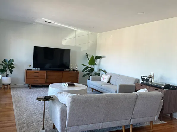 758 Norman Rd, Ridgefield, NJ 07657
