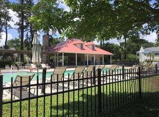 809 Soaring Ln, Charleston, SC 29412