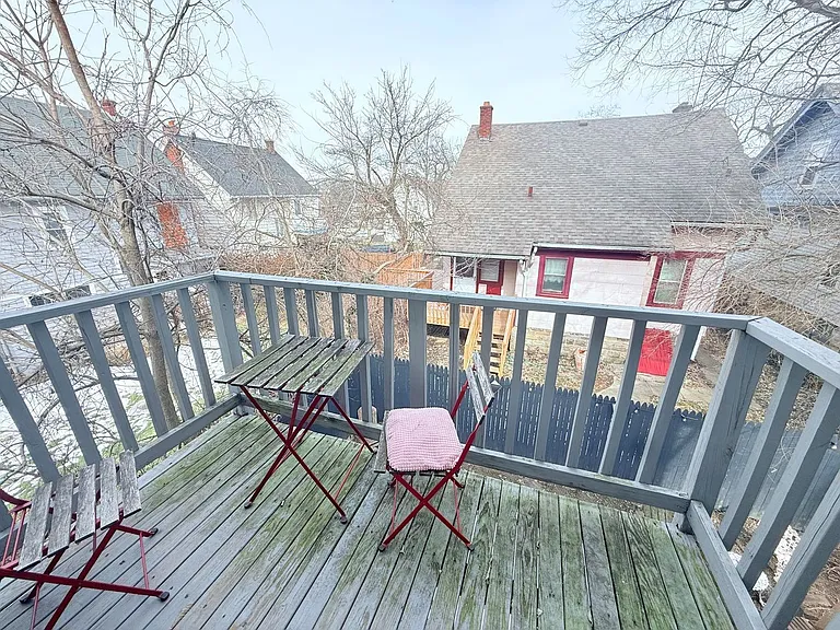 1610 Clarewood Ave — Photo 14